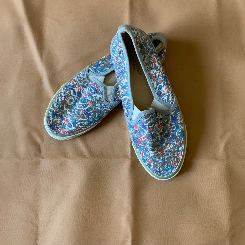 American Eagle Outfitters Slip-on Floral Sneakers
